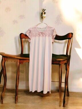 Hanro of Switzerland Baby Pink Nightgown With Satin Trim in Size XSmall